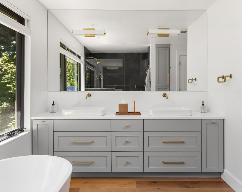 Design de chambre avec une salle de bain