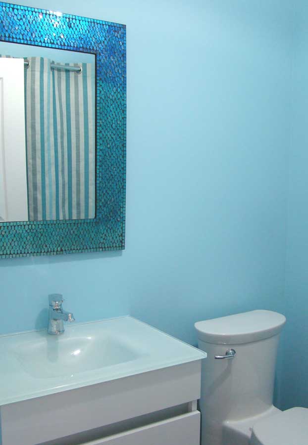 Bathroom Make-Over in Saint-Henri 