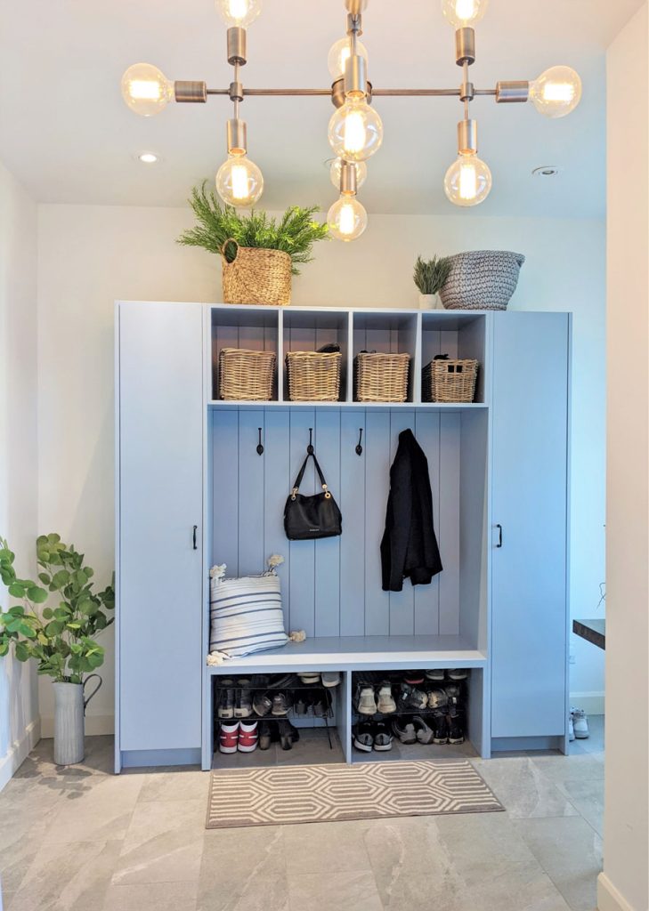 Custom Mudroom storage bench in Dollard-Des-Ormaux