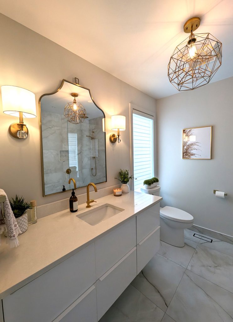 En-Suite-Master-Bathroom-Design-in-Pierrefonds