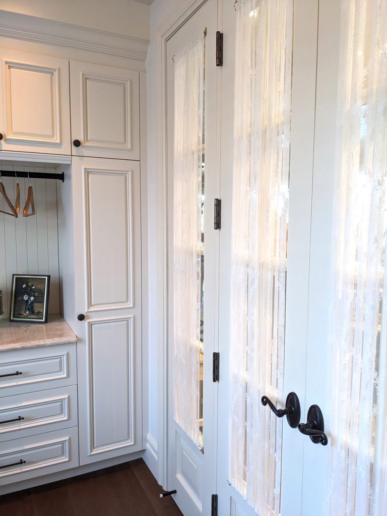 Classic French Country Style Laundry Room Design