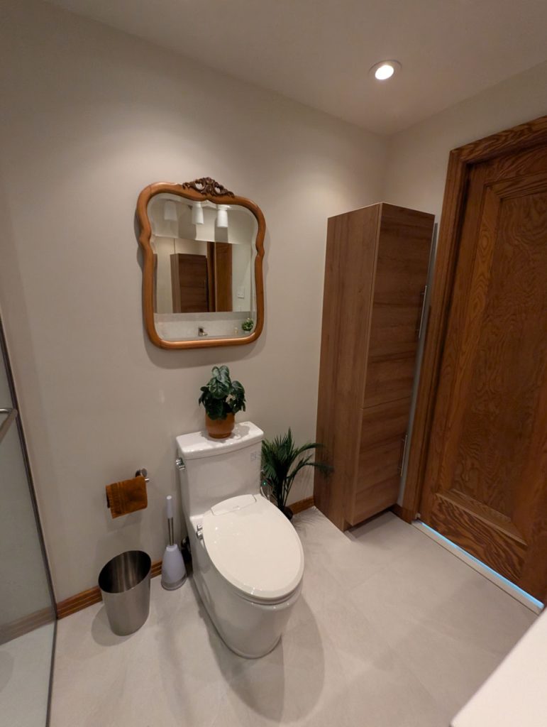 Salle de bain adaptée pour aînés à mobilité réduite
