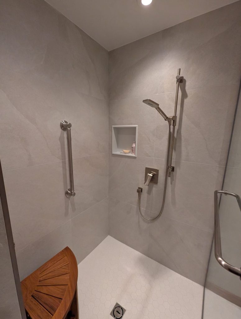 Seniors’ Adapted Bathroom Design for Reduced Mobility
