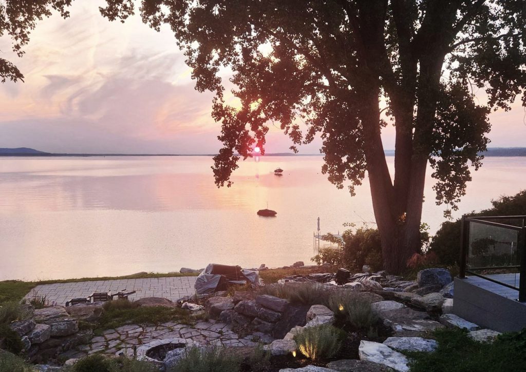 Lakeside Outdoor Landscaping and Terrace Design in Saint-Placide-Oka