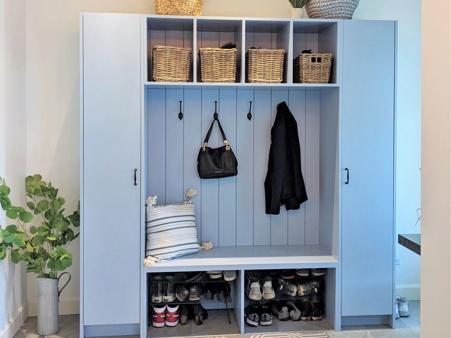Custom Mudroom storage bench in Dollard-Des-Ormaux