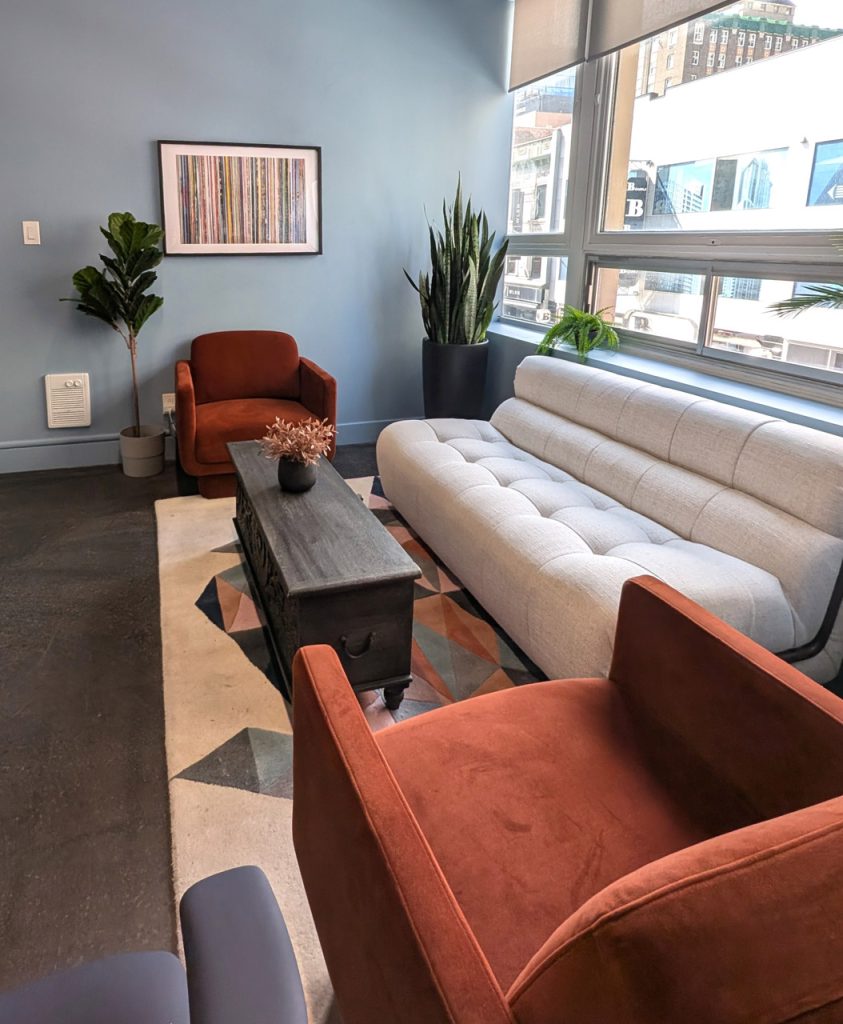 A Workplace Reimagined in Downtown Montreal by Versa Style Design