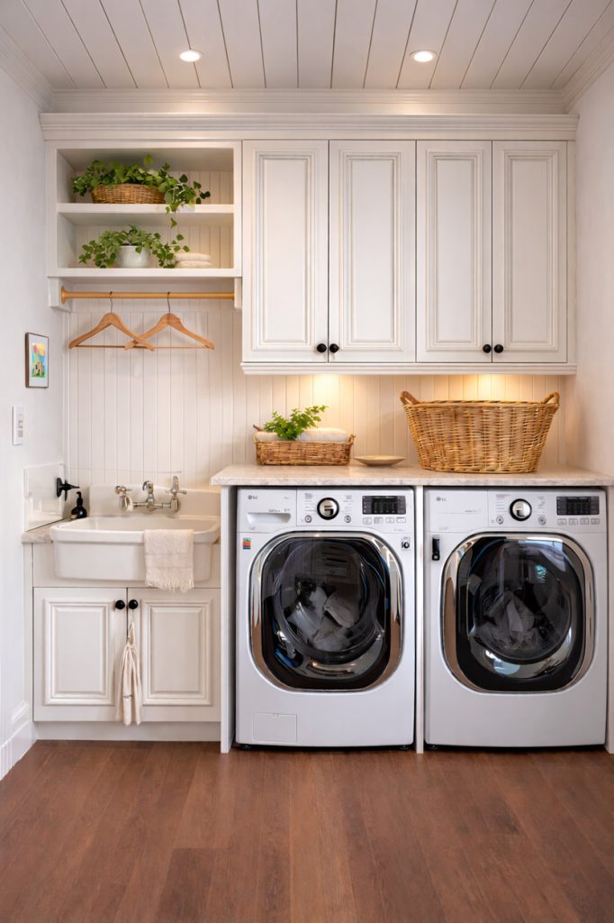 Classic-French-Country-style-laundry-room-design