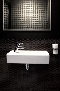 Dramatic Powder Room Make-Over in Outremont